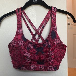 Lululemon sports bra